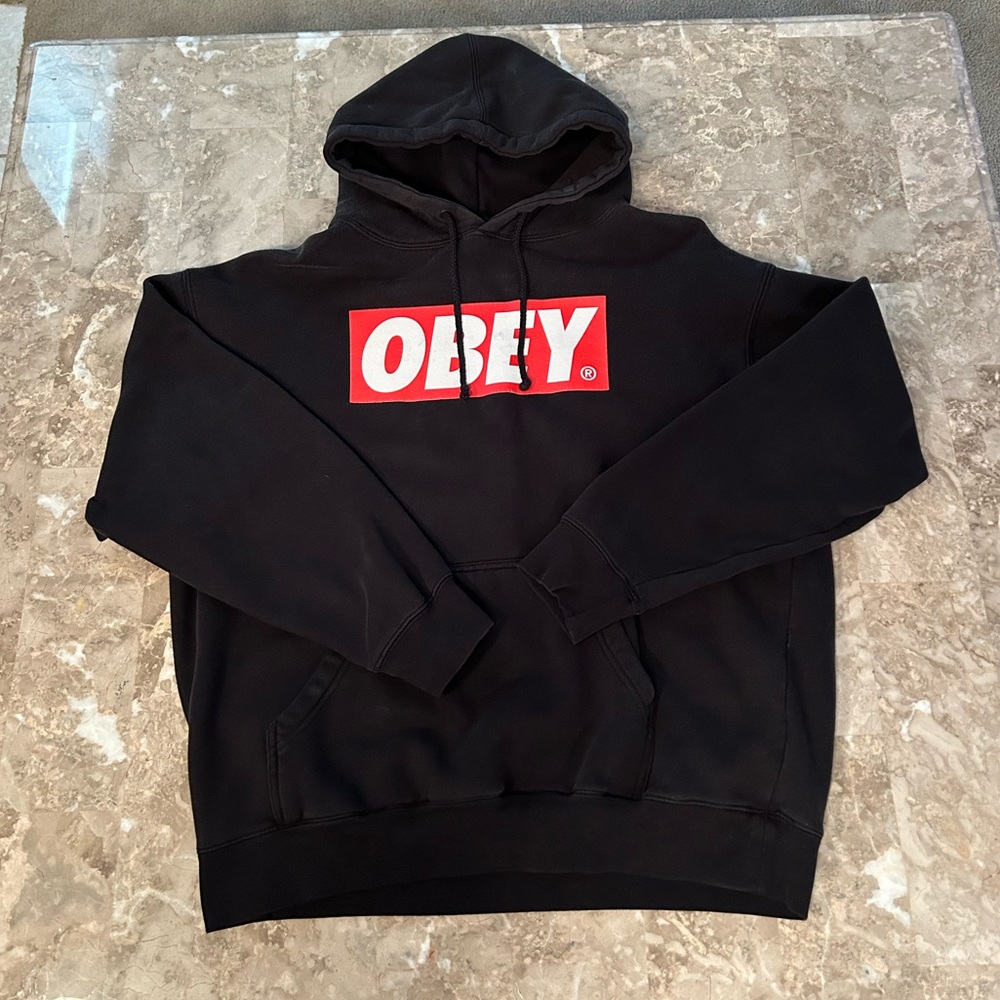 VINTAGE OBEY HOODIE (L)